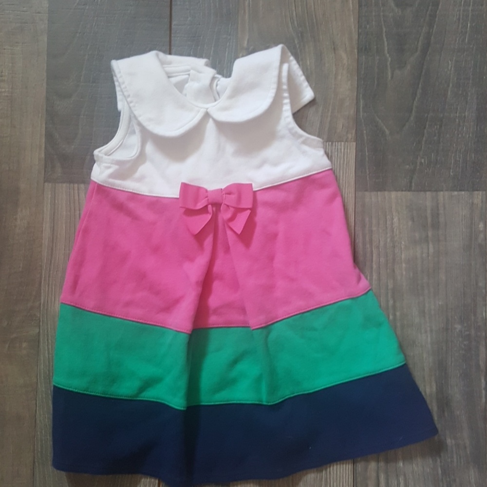 Sleeveless dress